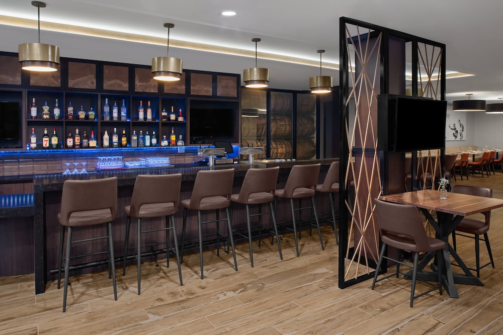 Holiday Inn Hasbrouck Heights Hotel 25/40