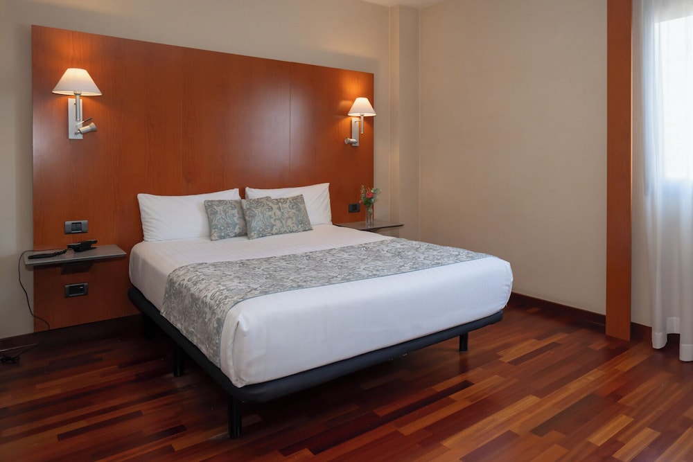 Hotel Ciutat Martorell 19/60