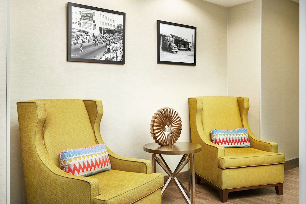Hampton Inn Plant City 39/45