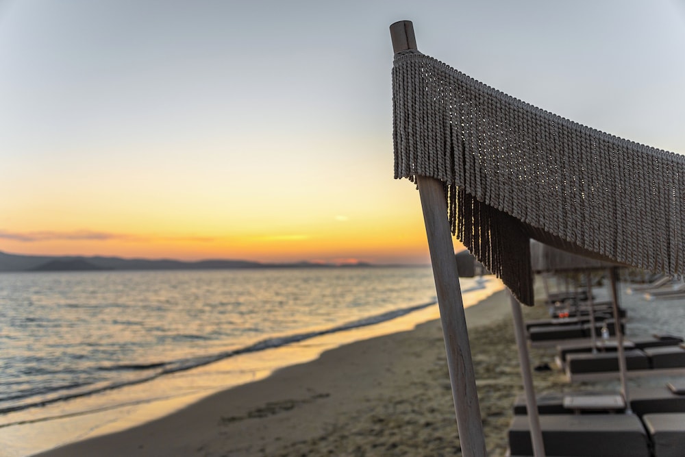 Glaronissi Beach 60/65
