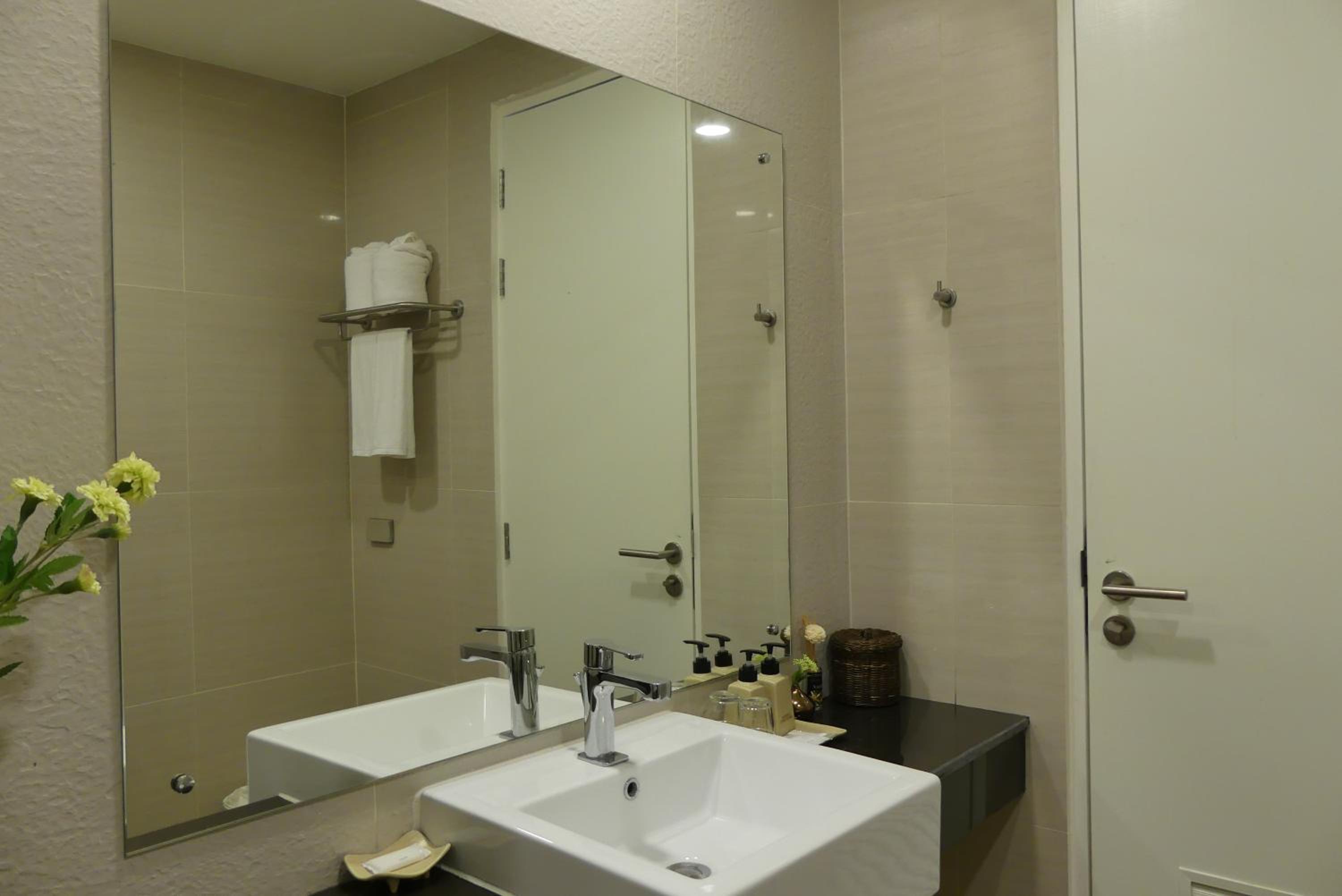 Presidential, Suite, Pool View, The Garden 304 6/6