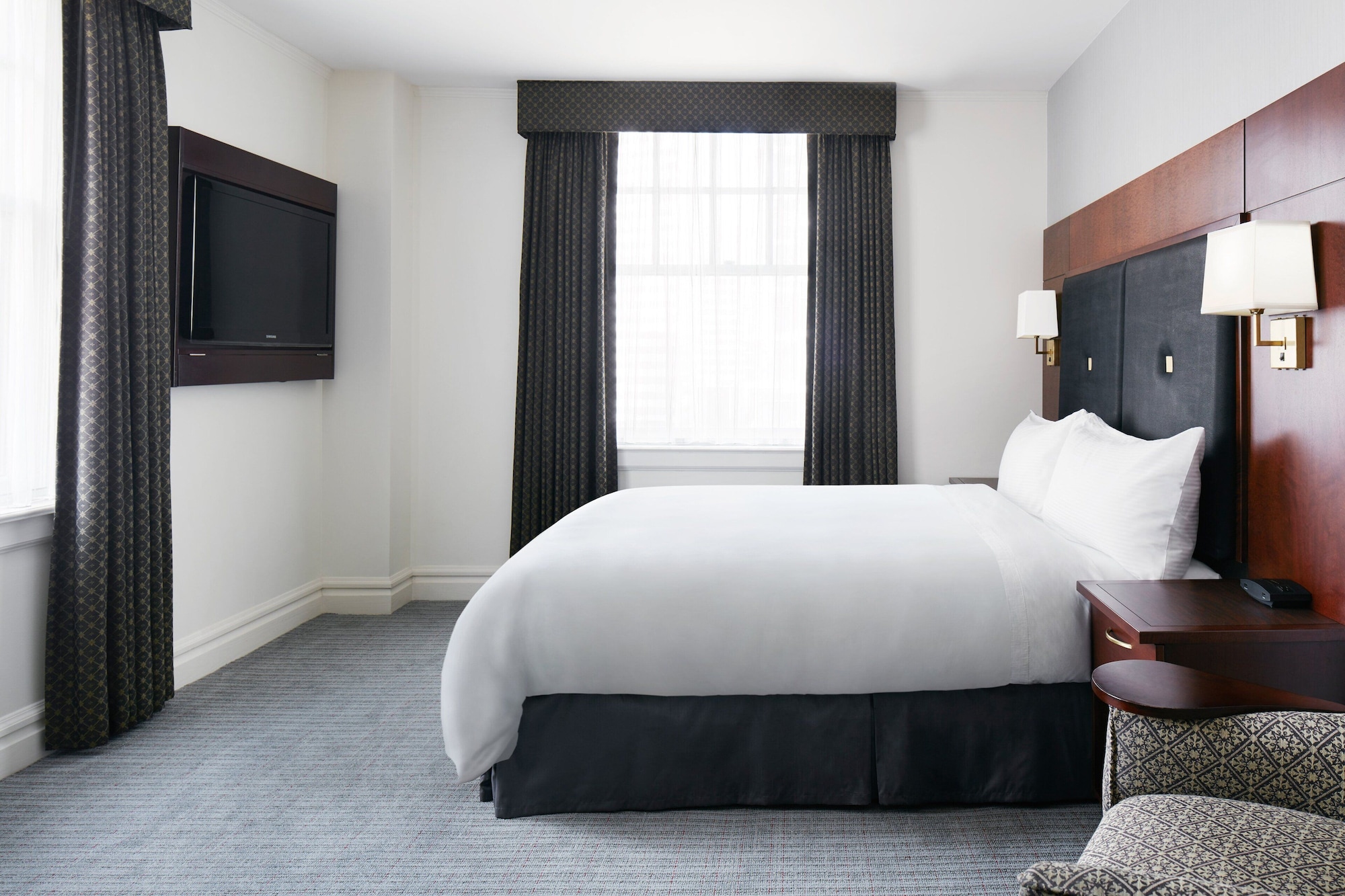 غرفة سوبيريور بسرير كوين بمطبخ صغير، Club Quarters Hotel Downton Houston 5/7