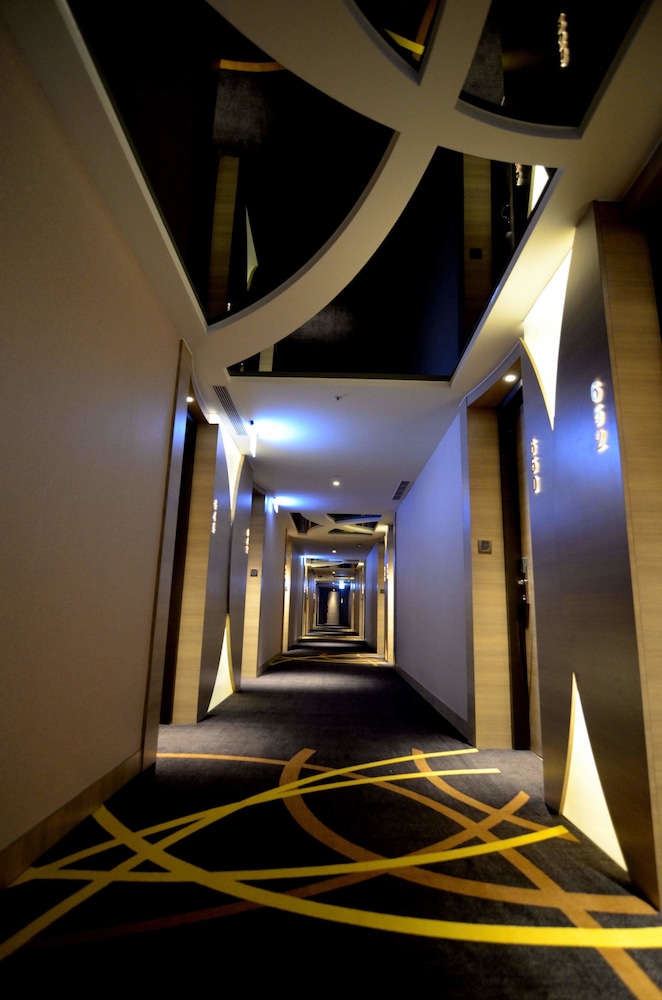 City Suites Kaohsiung Chenai 45/53