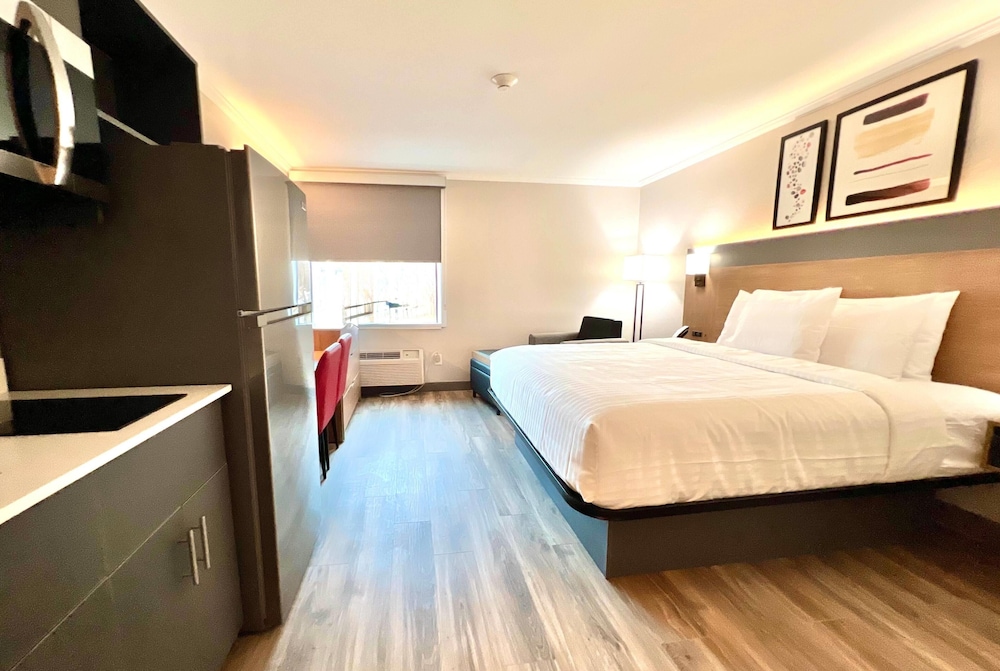 Hawthorn Extended Stay by Wyndham Jackson 18/57