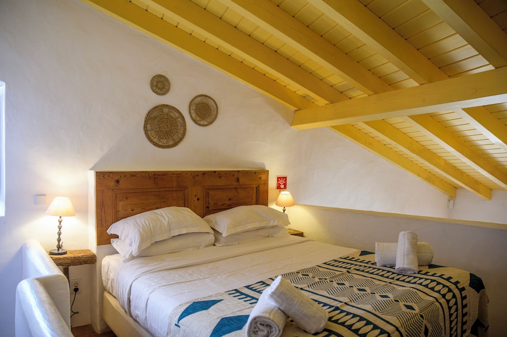 Aldeia da Pedralva by WOT Signature 20/57
