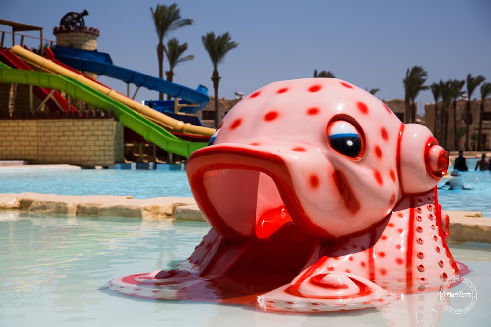 Royal Lagoons Aqua Park Resort And Spa 35/50