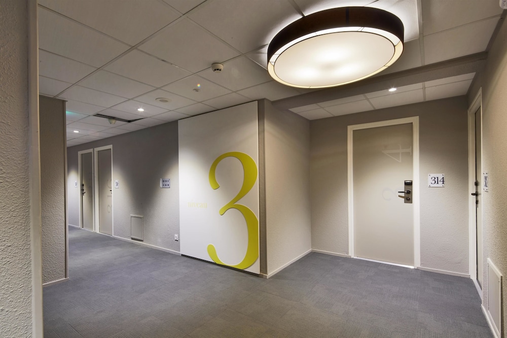 KYRIAD BREST CENTRE 24/44
