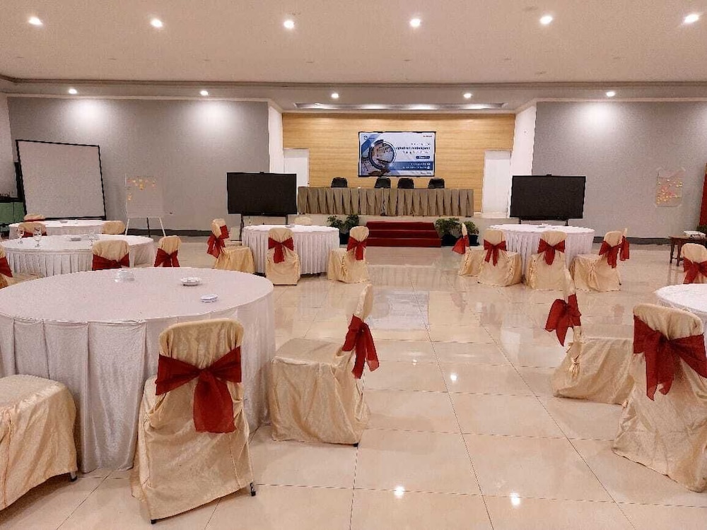 Sahid Kawanua Manado 19/24