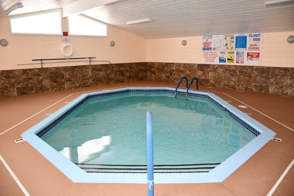 Regency Inn Suites 43/57