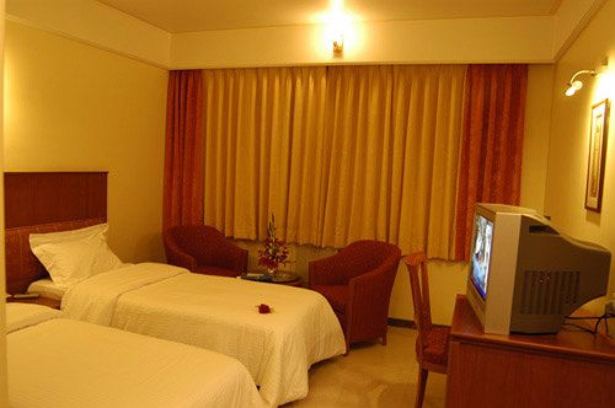 Hotel Solitaires 4/19