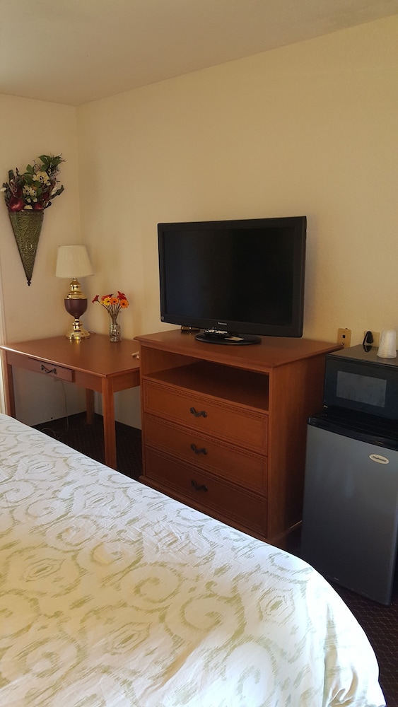 Budget Inn and Suites El Centro 18/34