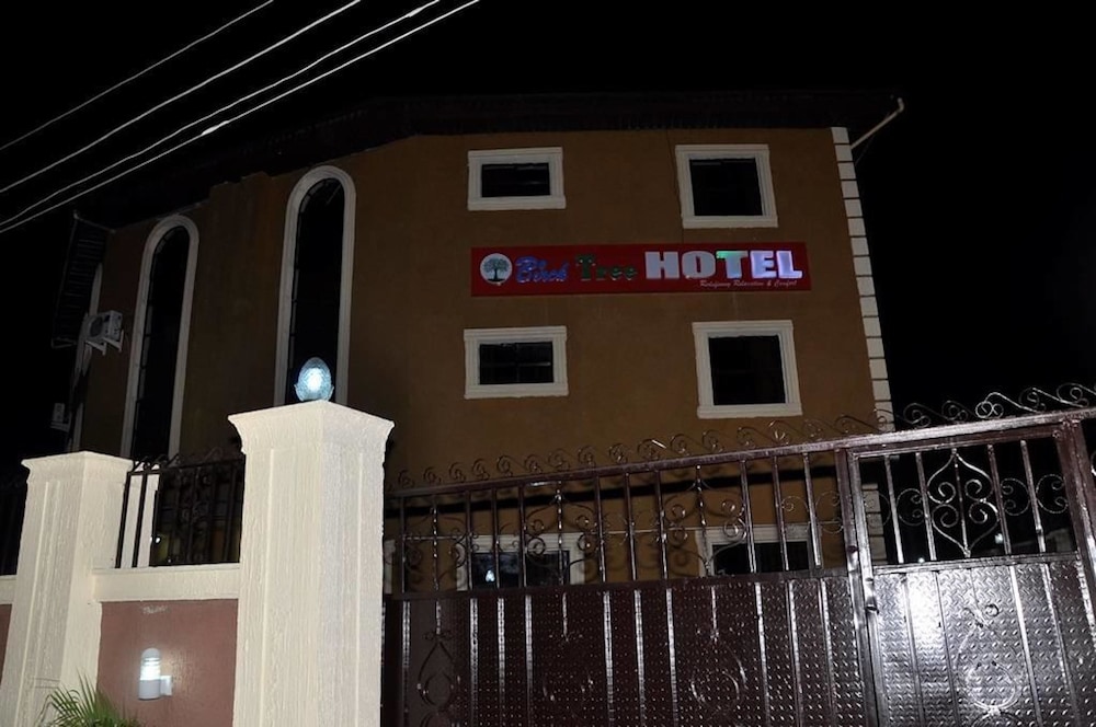 Birch Tree Hotel 1/11