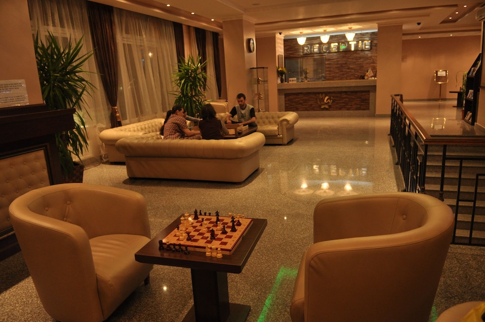 Hotel Megalos 37/40
