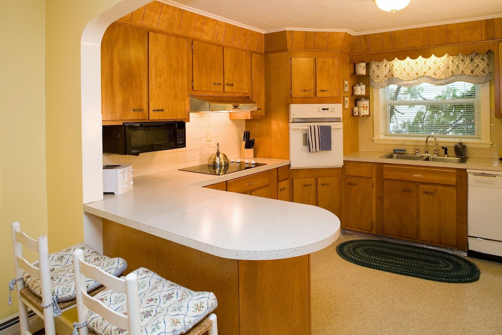 Top Notch Inn 7/69