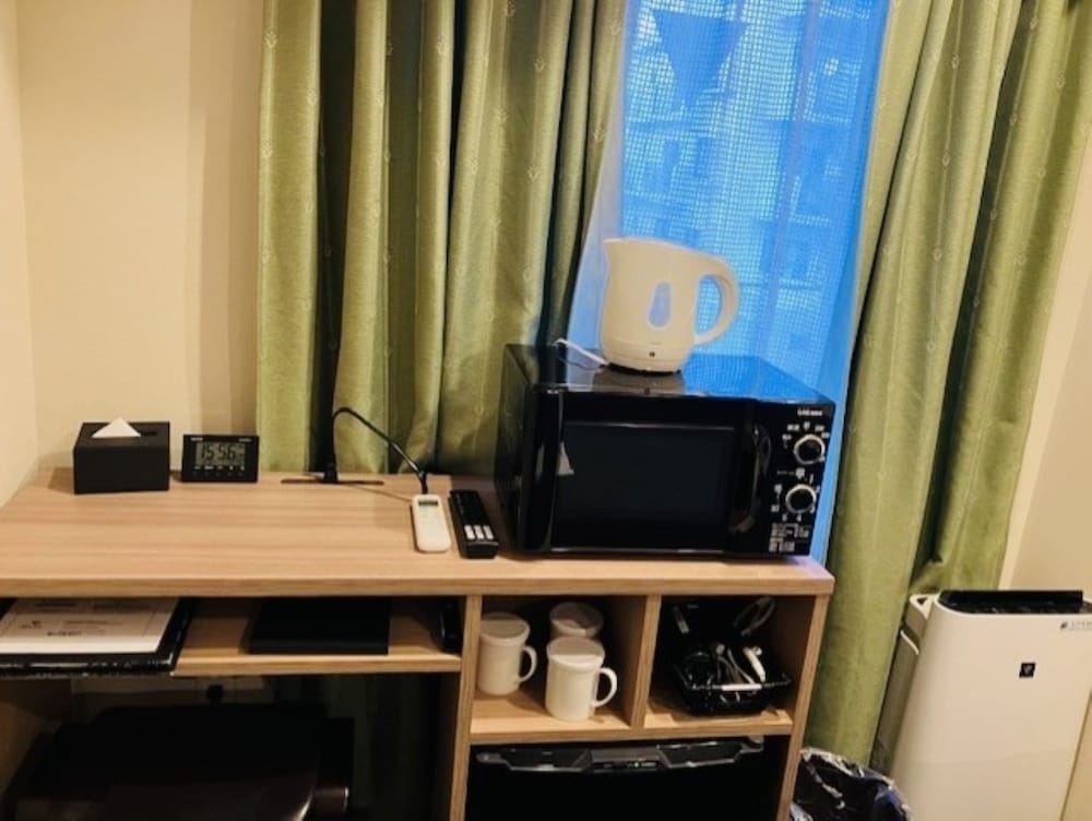 Hotel Livemax BUDGET Yokohama Kannai 44/50