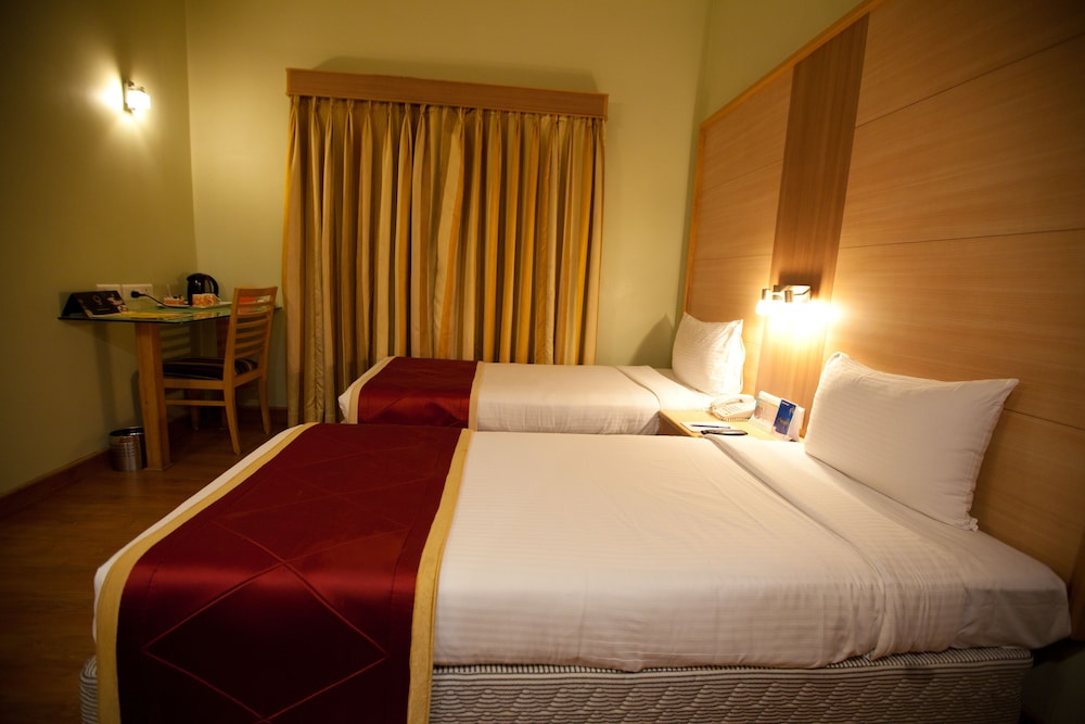 Tara Comfort Hotel Ramoji Film City 7/33