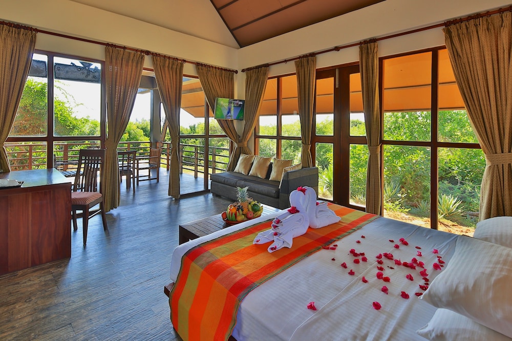 Laya Safari Resorts Spa 35/68