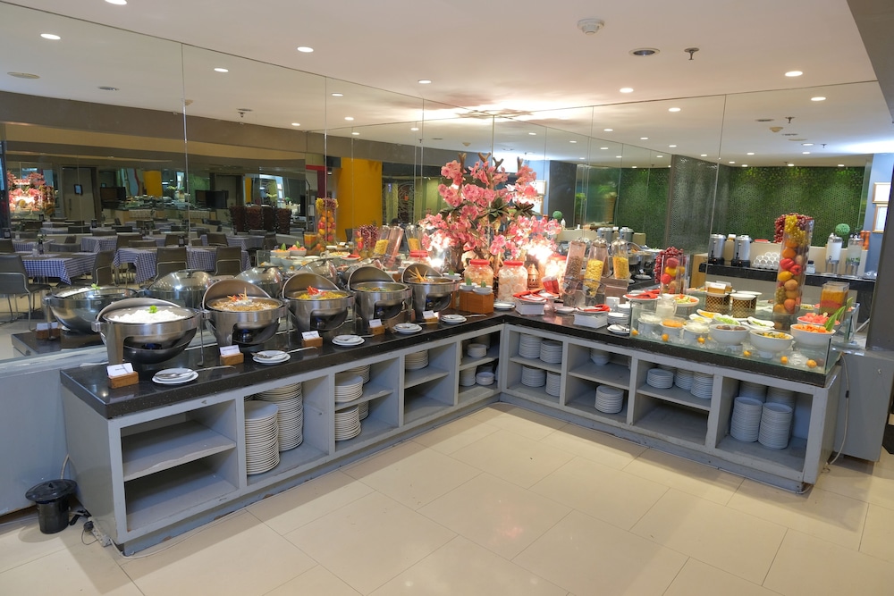 @Hom Hotel Simpang Lima 41/50