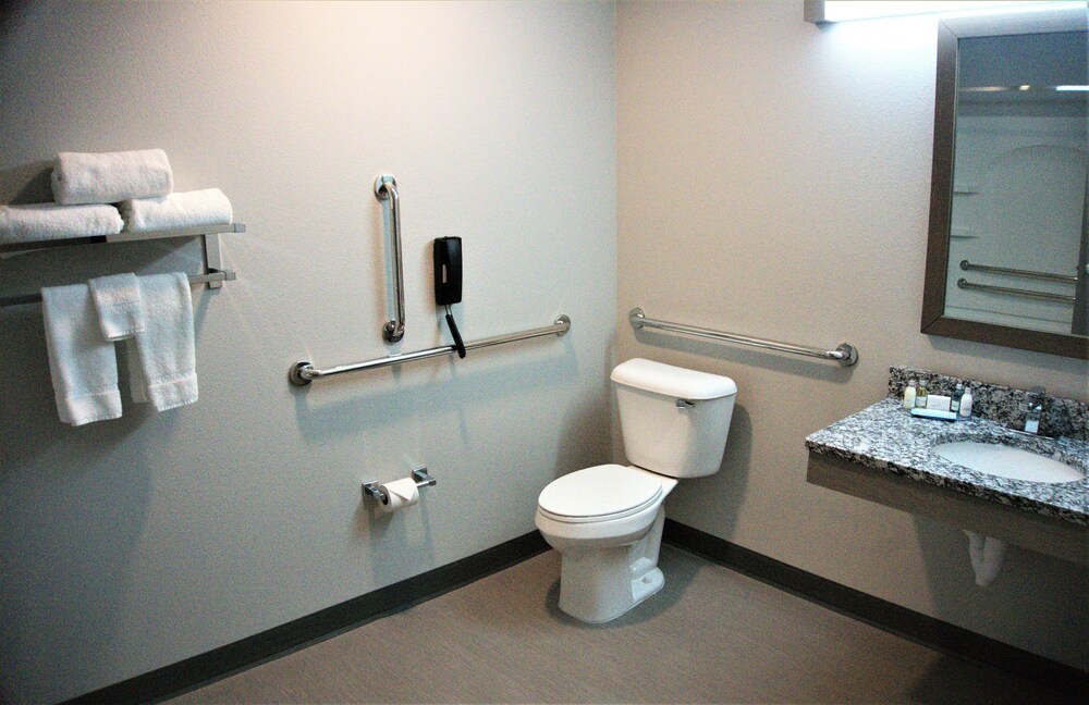 Brookstone Fort Dodge 11/46