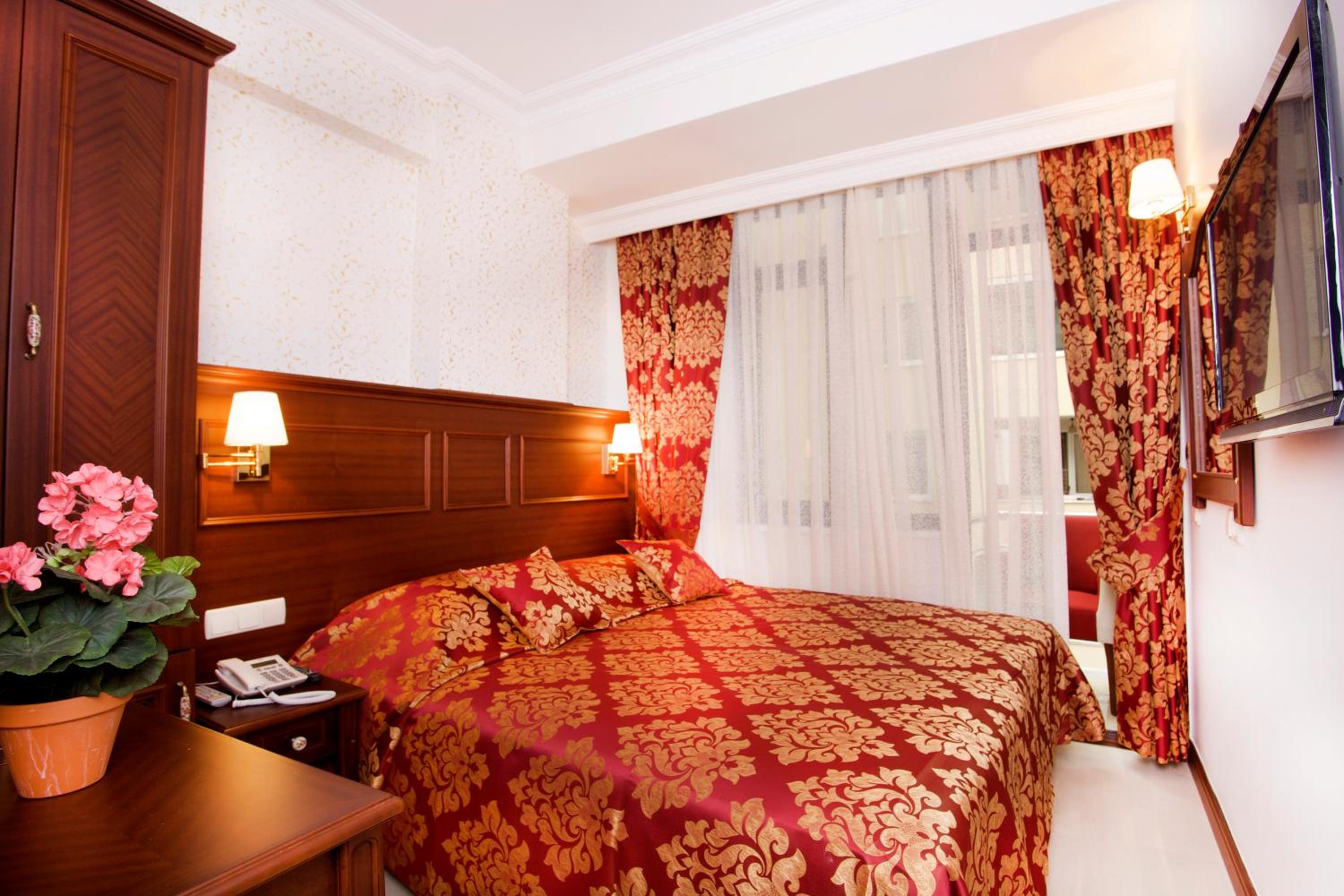 rooms