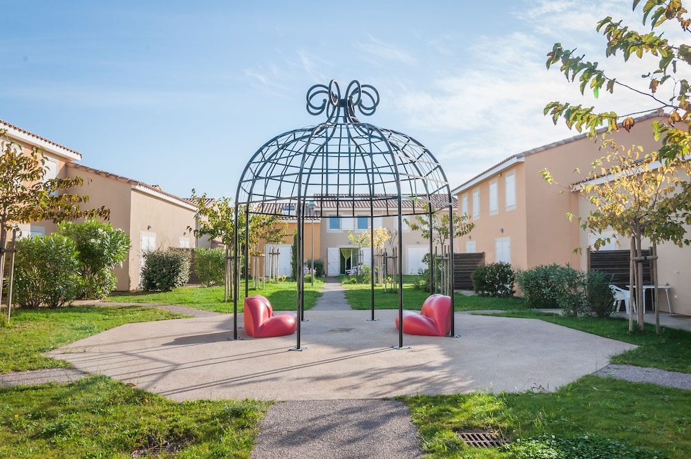 Residence Vacanceole Les Demeures Torrellanes 55/64