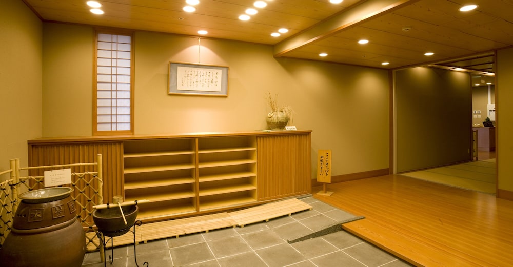 Mikawa Bay Hills Hotel 2/35