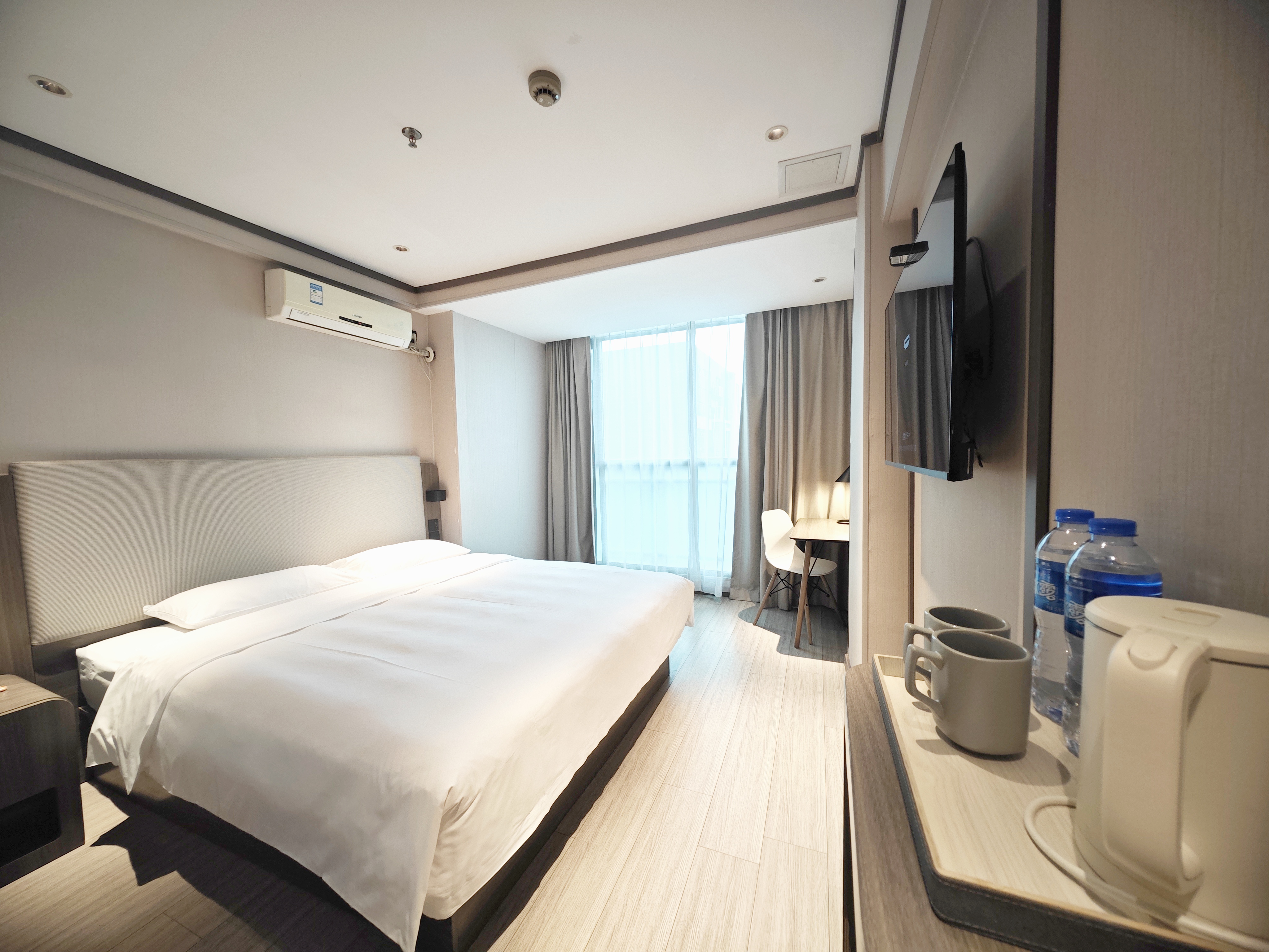 Hanting Hotel Shenzhen Bao an Airport Terminal 13/26