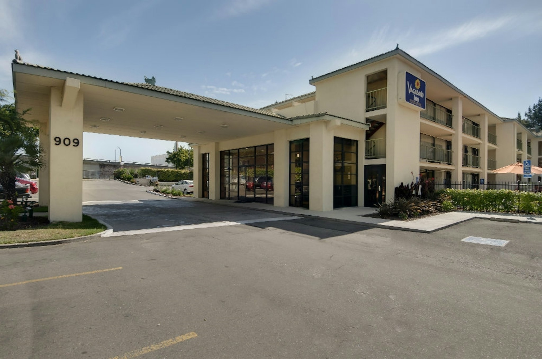 Vagabond Inn Executive Sacramento Old Town 20/20