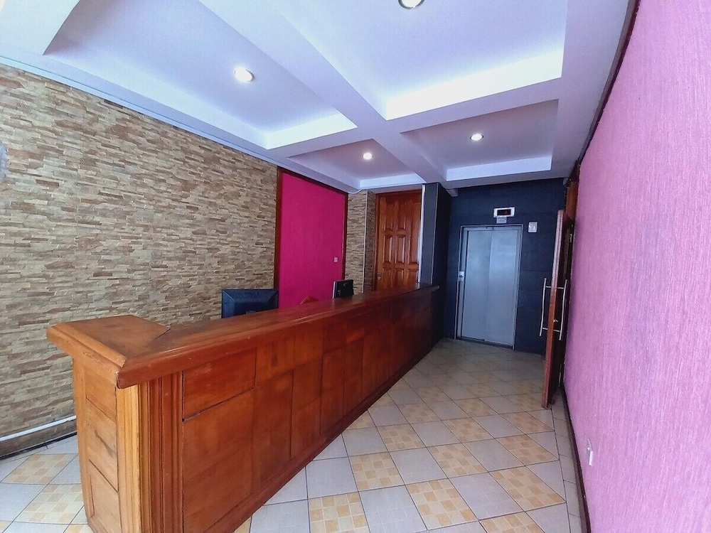 Fahari Triple Hotel 2/50