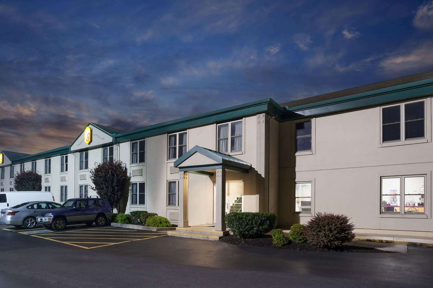 Super 8 by Wyndham Harrisburg Hershey West 6/10