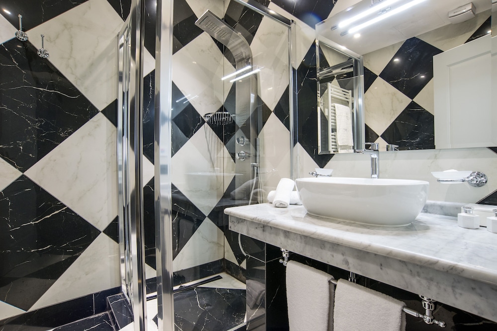 Via Veneto Suites 64/71
