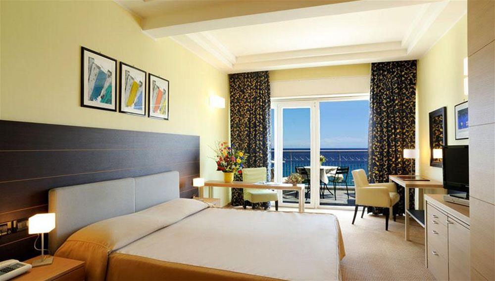 Grand Hotel Spiaggia 8/38