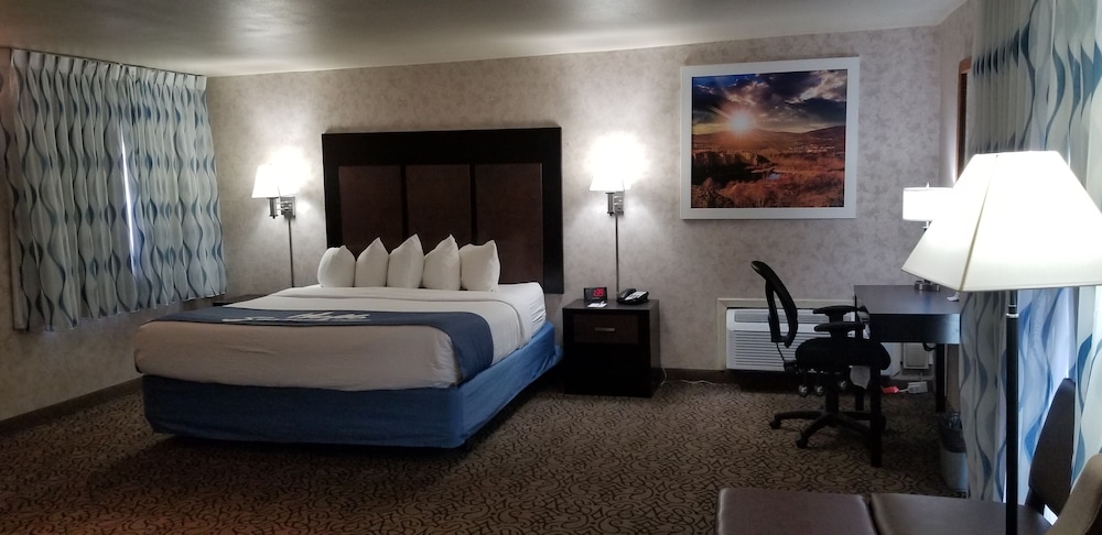 Days Inn & Suites by Wyndham Trinidad 15/41