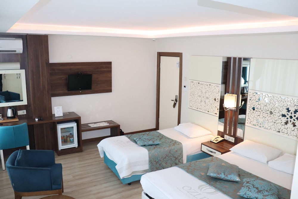 Ozlu Otel 6/30