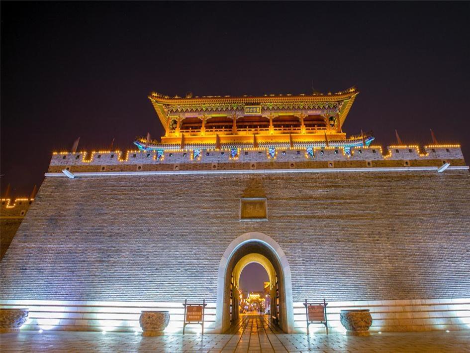 7 Days Premium Qingzhou Wanlong Shopping Mall 39/41