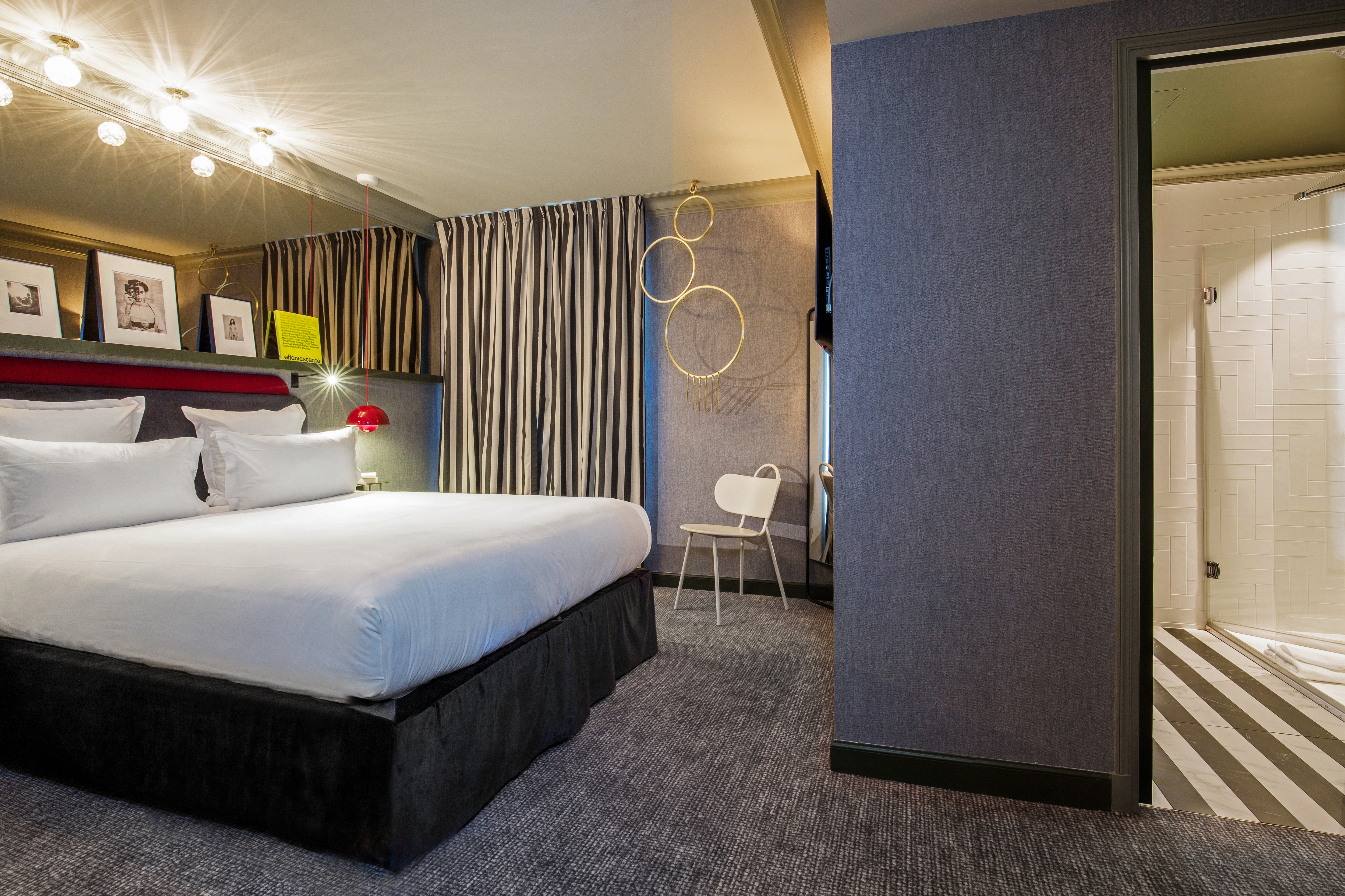 Room at Bob Hotel, PARIS