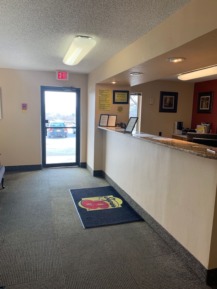 Super 8 by Wyndham Newburgh/West Point Near Stewart Airport 6/25