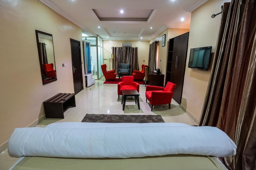 Golfview Hotel and Suites 21/63