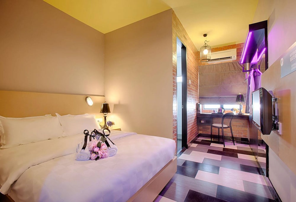 the youniQ Hotel 13/47