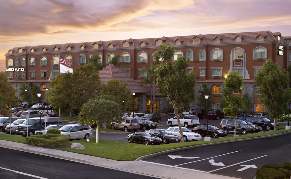 Ayres Suites Yorba Linda Anaheim Hills 41/43