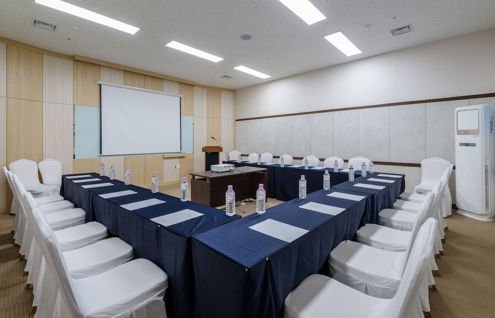 Aimi Jeju Beach Hotel 31/44