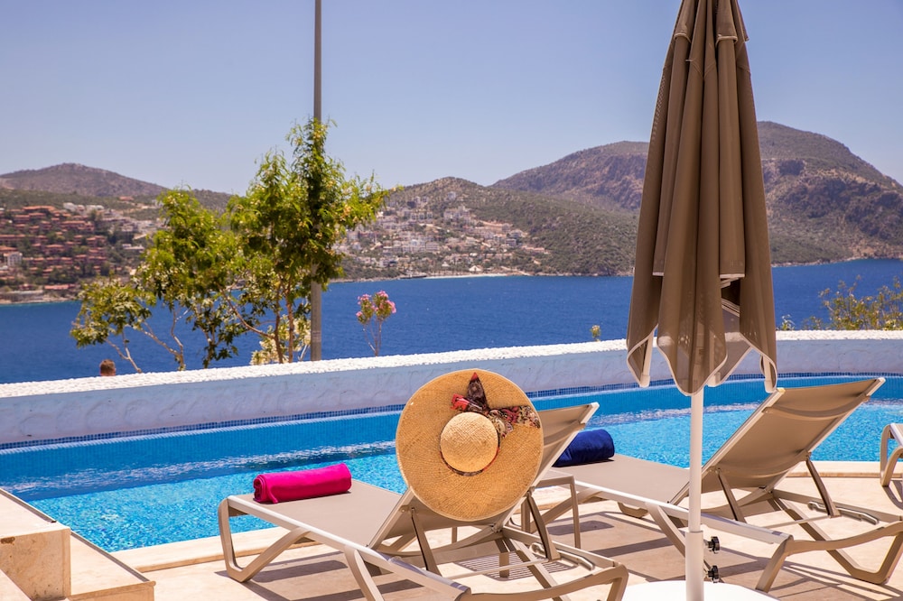 Kalkan Saray Suites Hotel 37/74