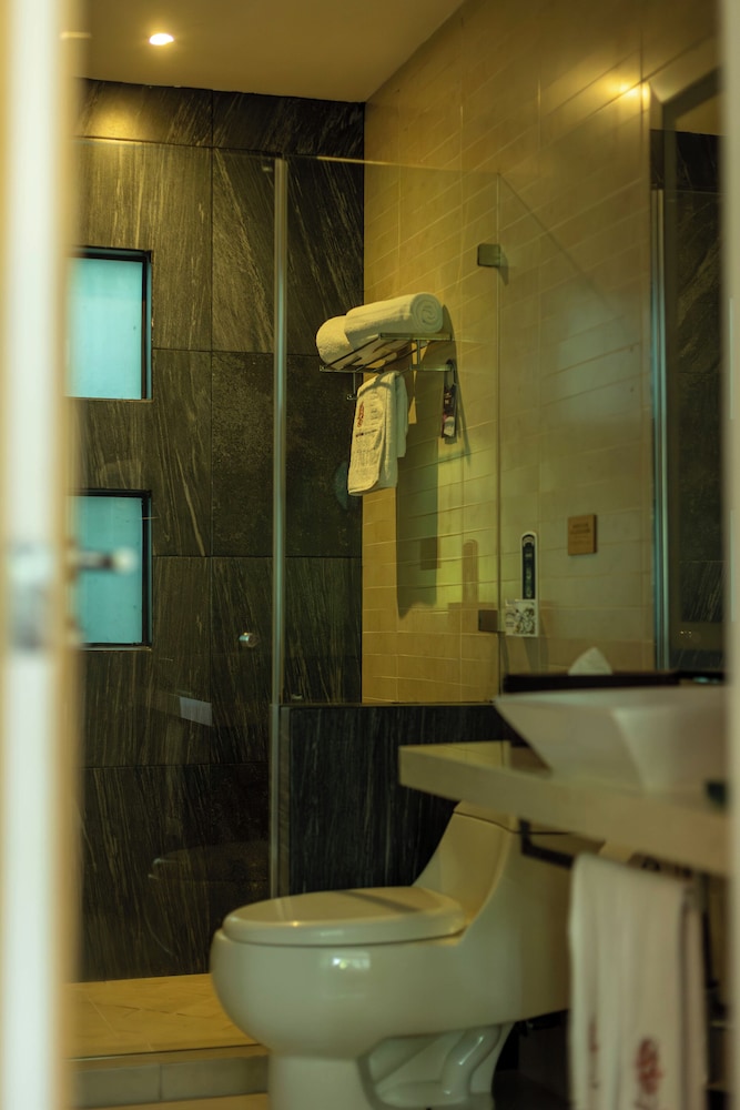 Maria Condesa Boutique Hotel 47/50