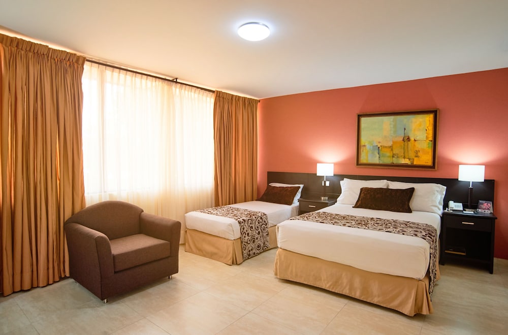 Hotel Arizona Suites 6/47