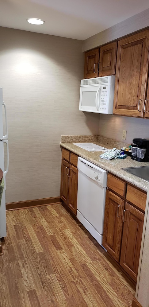 Homewood Suites by Hilton Hagerstown 4/44