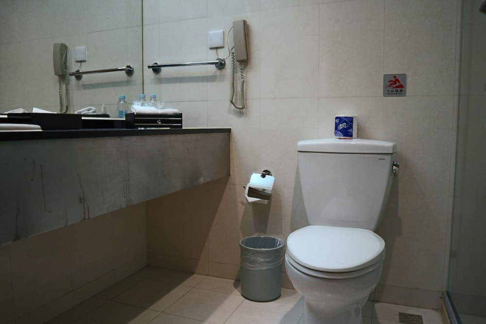 Tiancheng Hotel 43/47