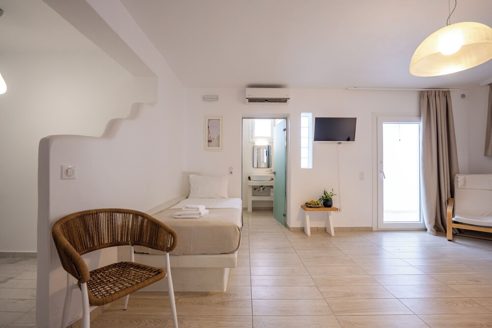 DEPIS EDEM LUXURY VILLAS 30/50