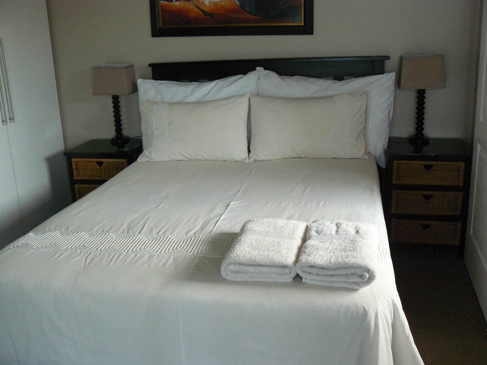 See More Guest House 16/50