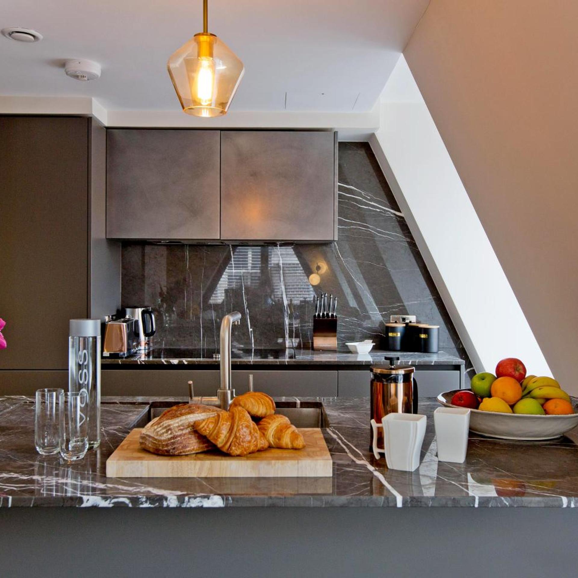 37GS Residences 24/50