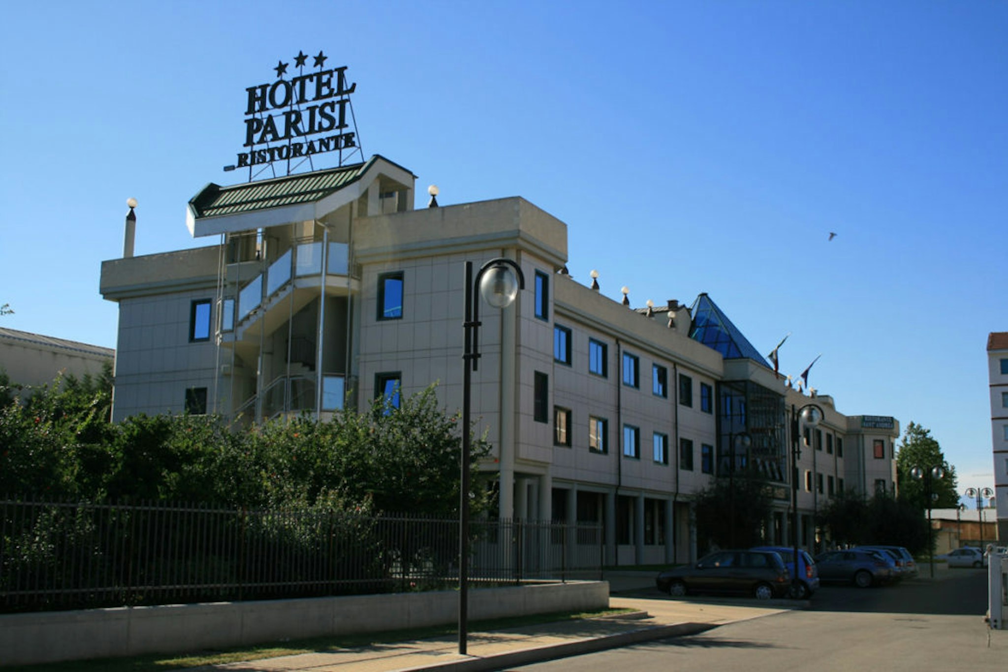 Hotel Parisi 64/67